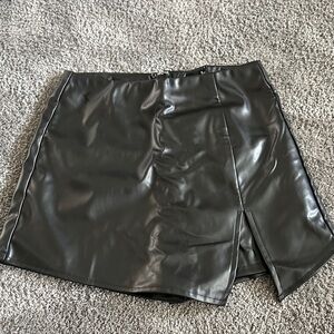 Windsor Black Faux Leather Skort